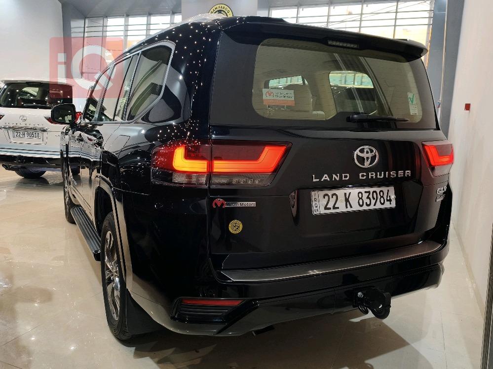 تويوتا لاندكروزر